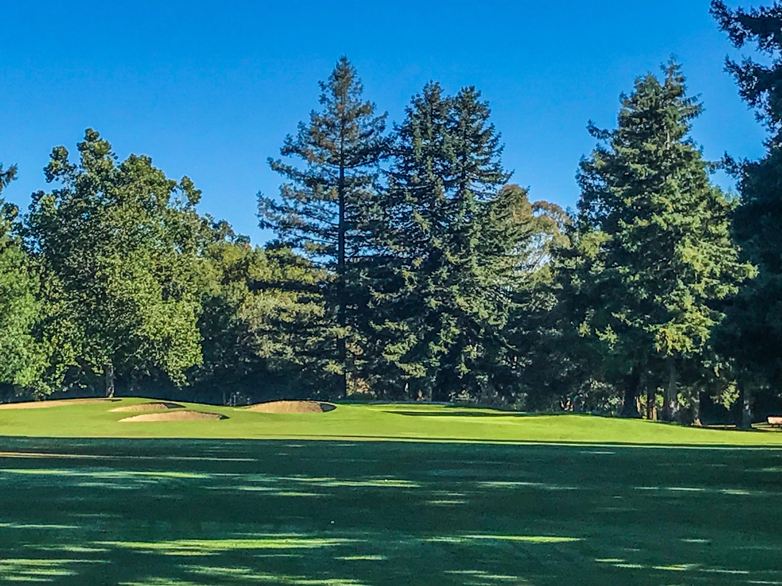 Valley Golf Course Details and Information in Northern